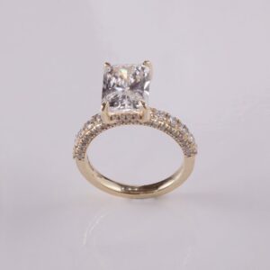 Radiant-Cut Diamond Engagement Ring with Pavé Band