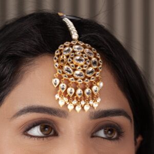 Gold Bridal Kundan Maang Tikka with Pearls