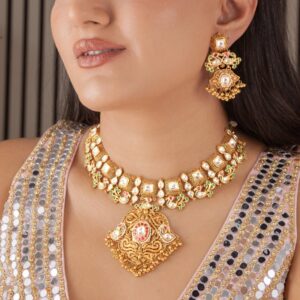 Antique Gold Temple Necklace with Kundan Work